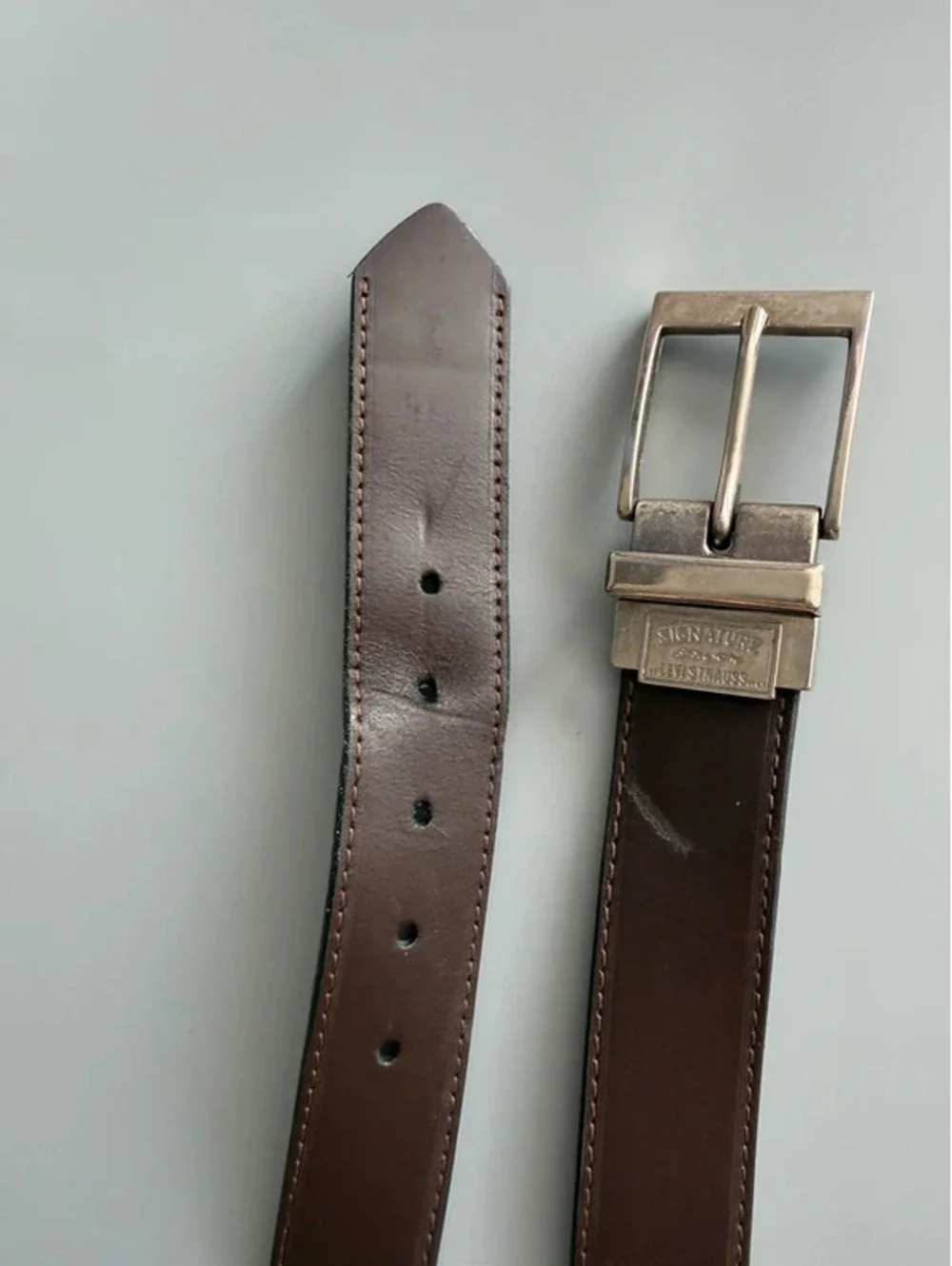 Reversible brown and black leather Levi’s belt